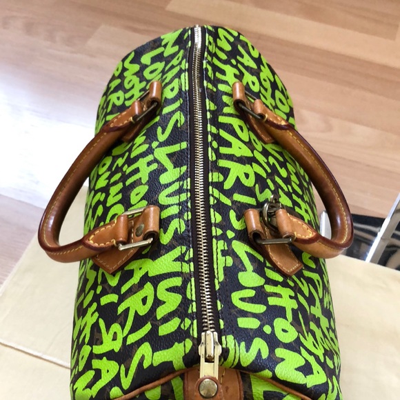 ๐ผ๐ผ GORGEOUS ๐ผ๐ผ Louis Vuitton Stephen Sprouse Graffiti Speedy 30 neon greโฆ - Picture 16 of 16